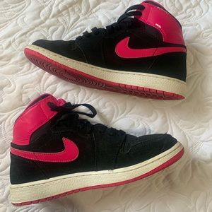 pink & black big kid air jordan! couple years, not overused, a women’s 7.5-8. :)